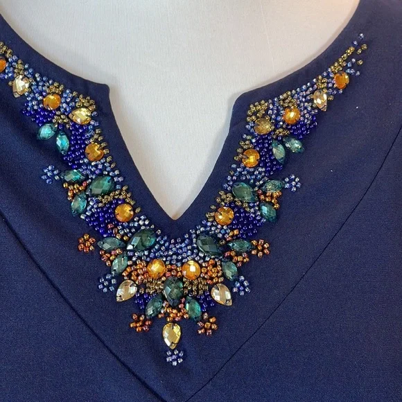 🌸Susan Graver Top Size 1X Navy Beaded Rhinestone Liquid Knit Travel EUC - Picture 2 of 4